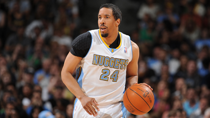 对抗频繁的 对抗频繁的