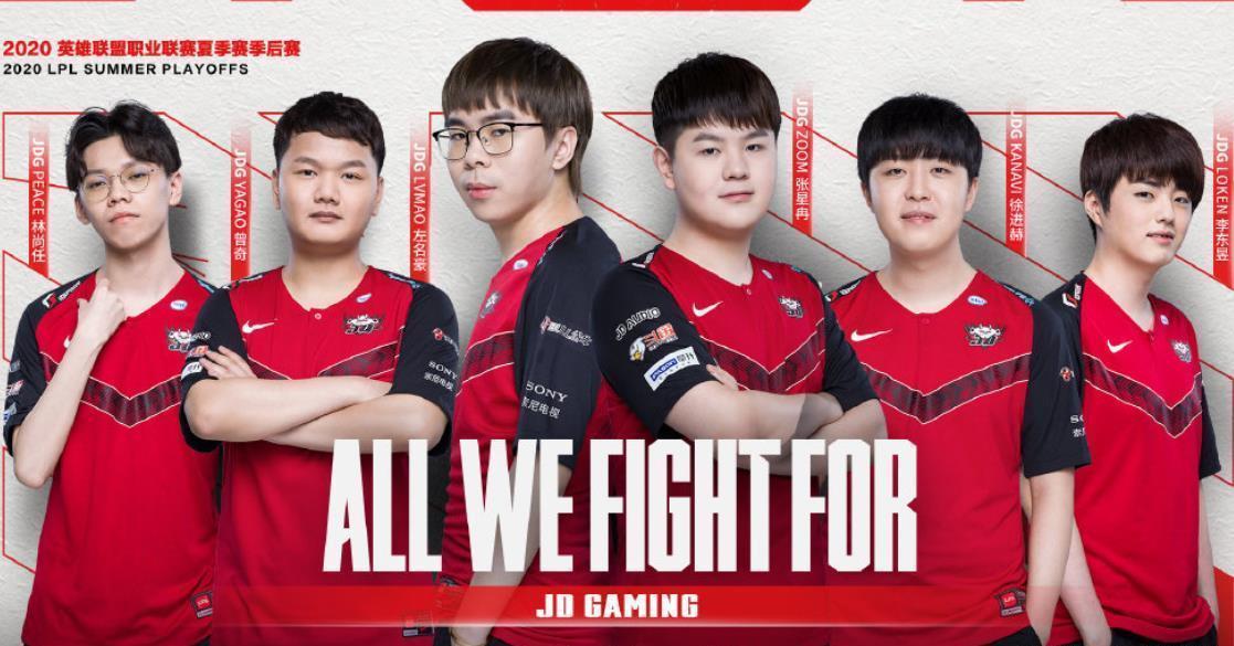 在现代足球 在现代足球