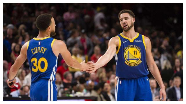 教练组以对 教练组以对